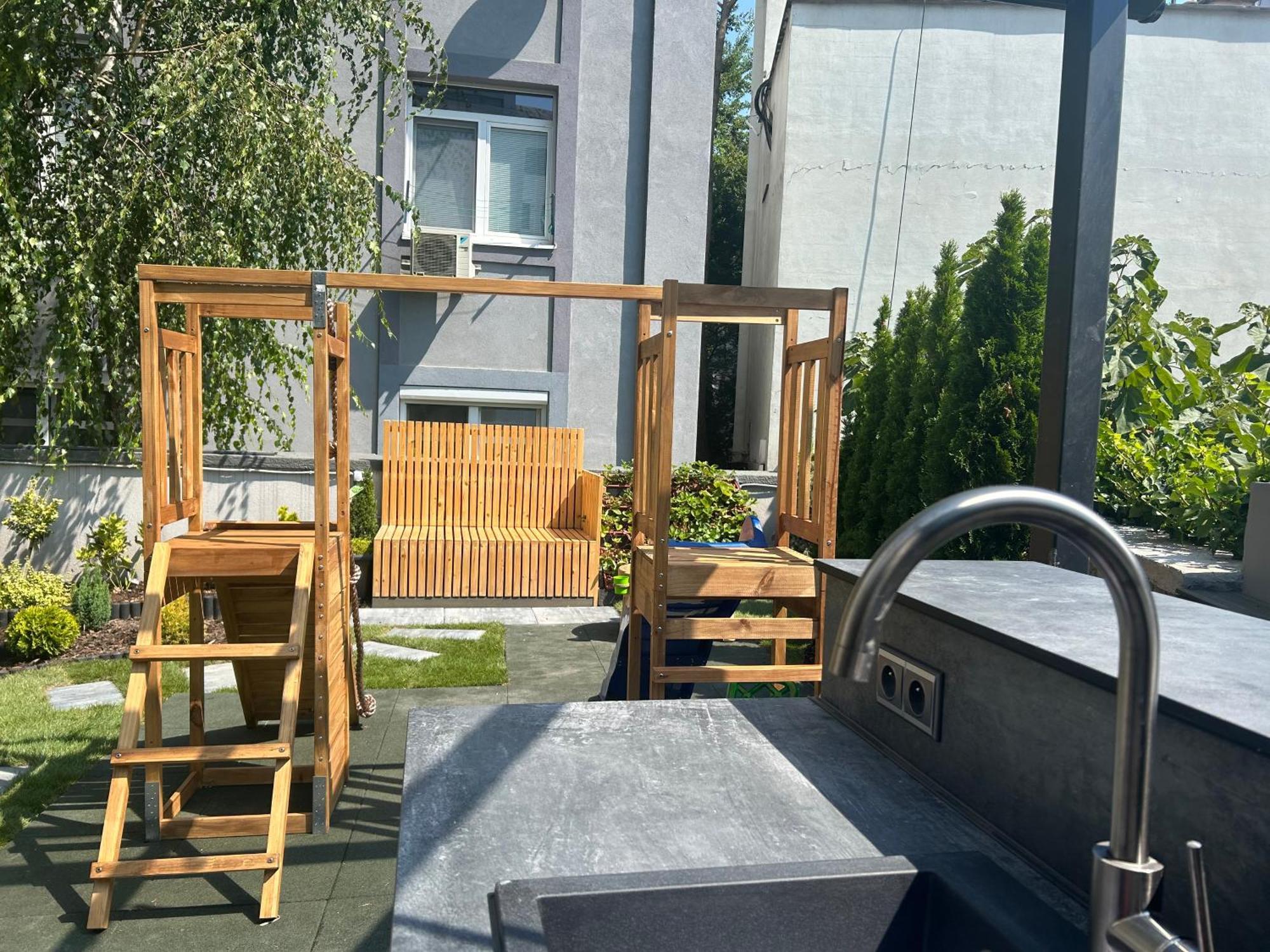 Leo Apartment Free Parking - President Palace Братислава Екстер'єр фото